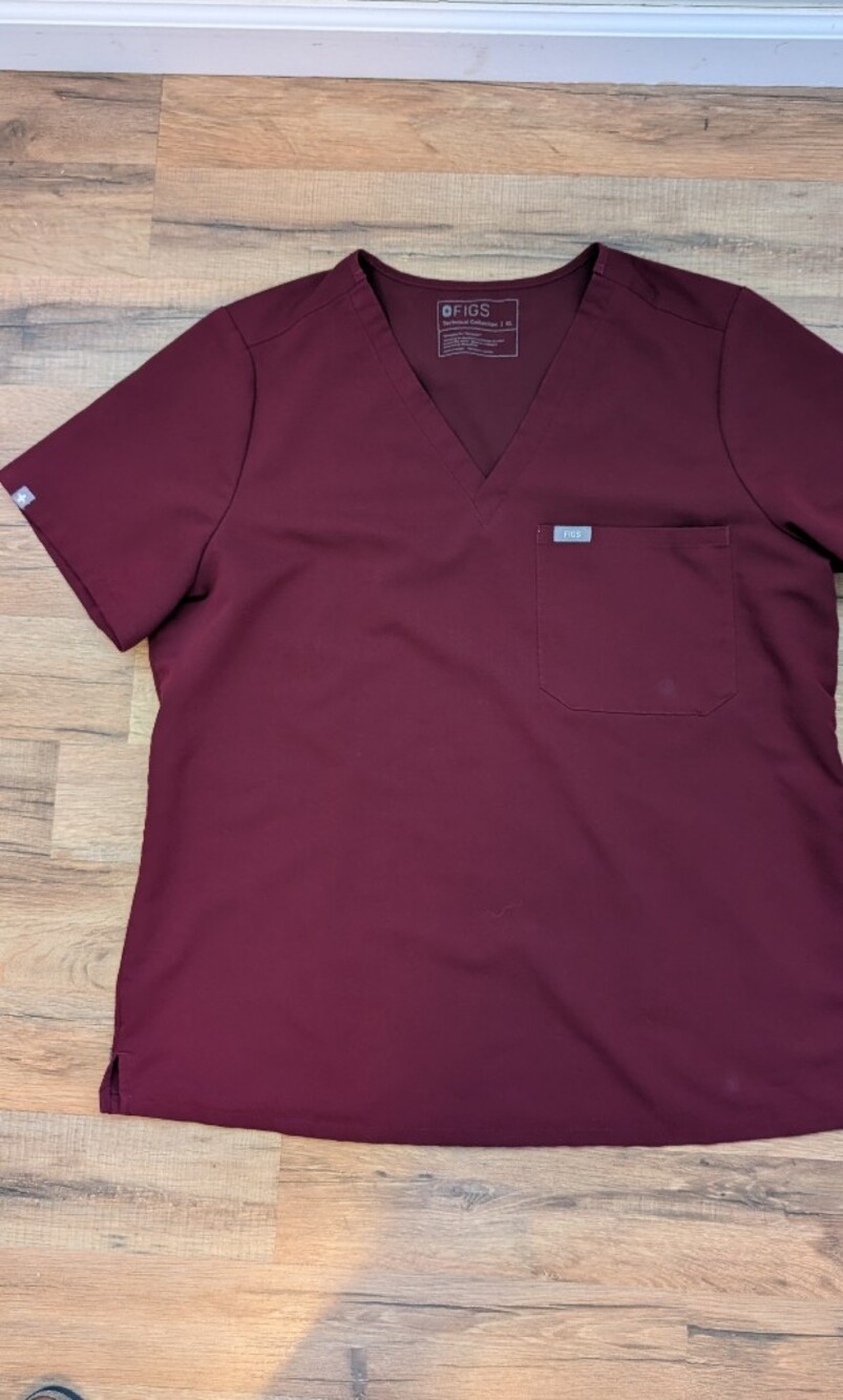 Figs Scrub Top